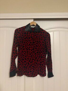 Cache Animal Print Blouse Size 4 Red and Black Faux Leather Collar Buttons Silk